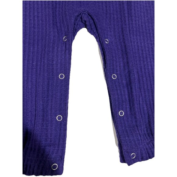 NEW Washington Huskies Colosseum Athletics Waffle Weave Girls Romper 6-12 Mos. - Picture 5 of 11